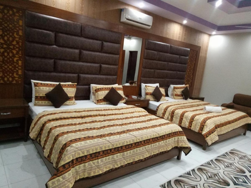 Room image 5